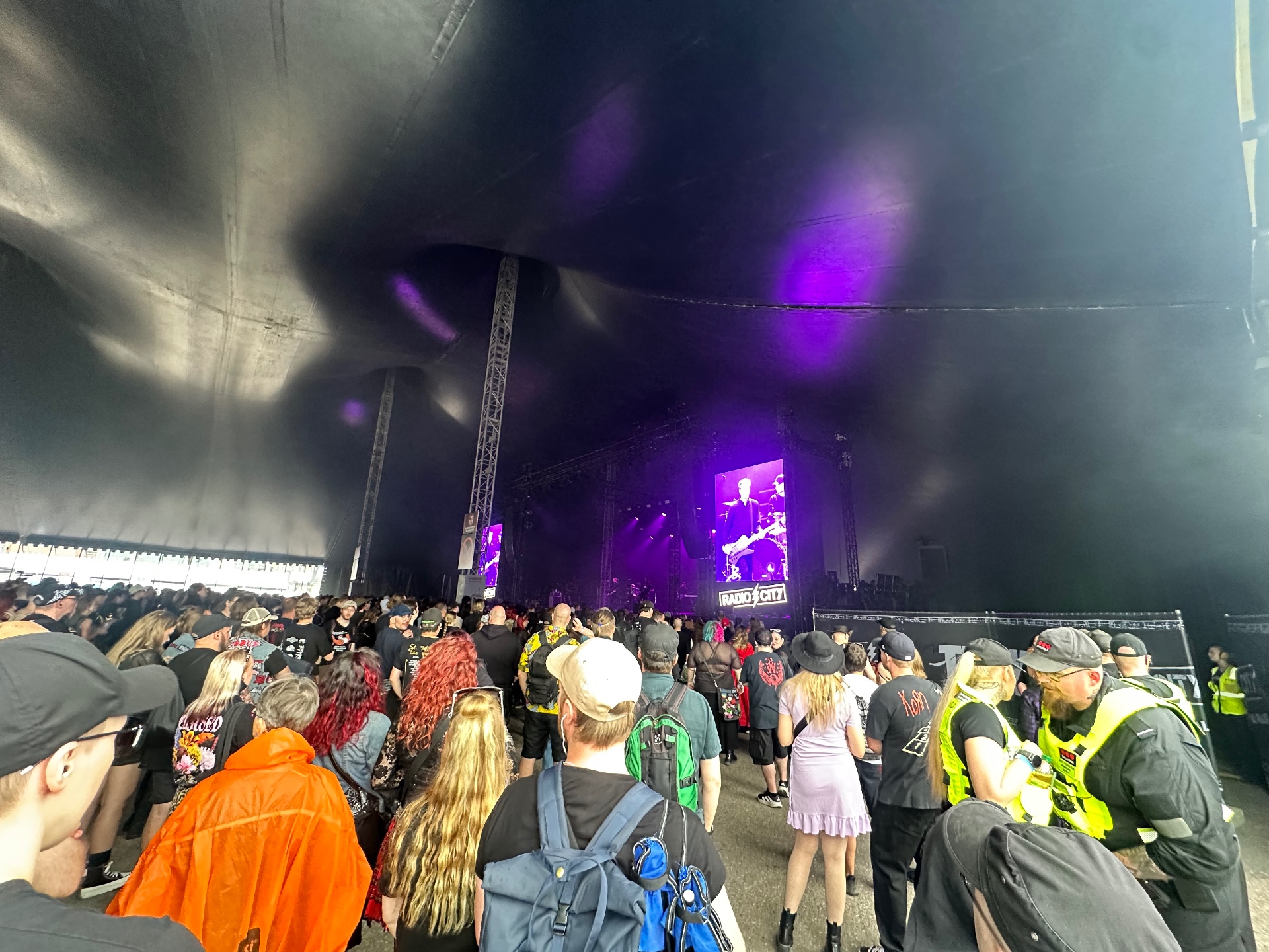 Sara packing out the tent stage with a massive Day 3 crowd at Tuska. Sara performing under purple lights inside the Tuska tent stage on Day 3 of Tuska Festival 2026