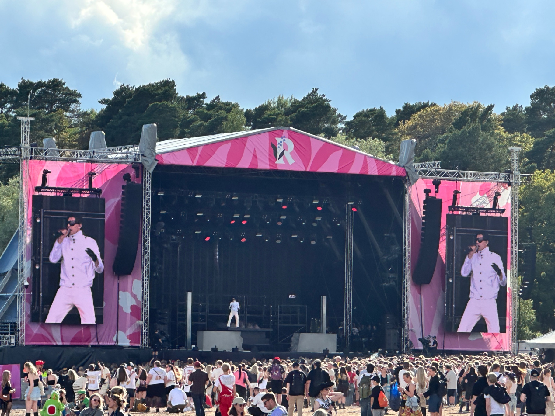 Cledos — closing out Day One on the main stage. Cledos on the Ruisrock 2026 main stage in all white